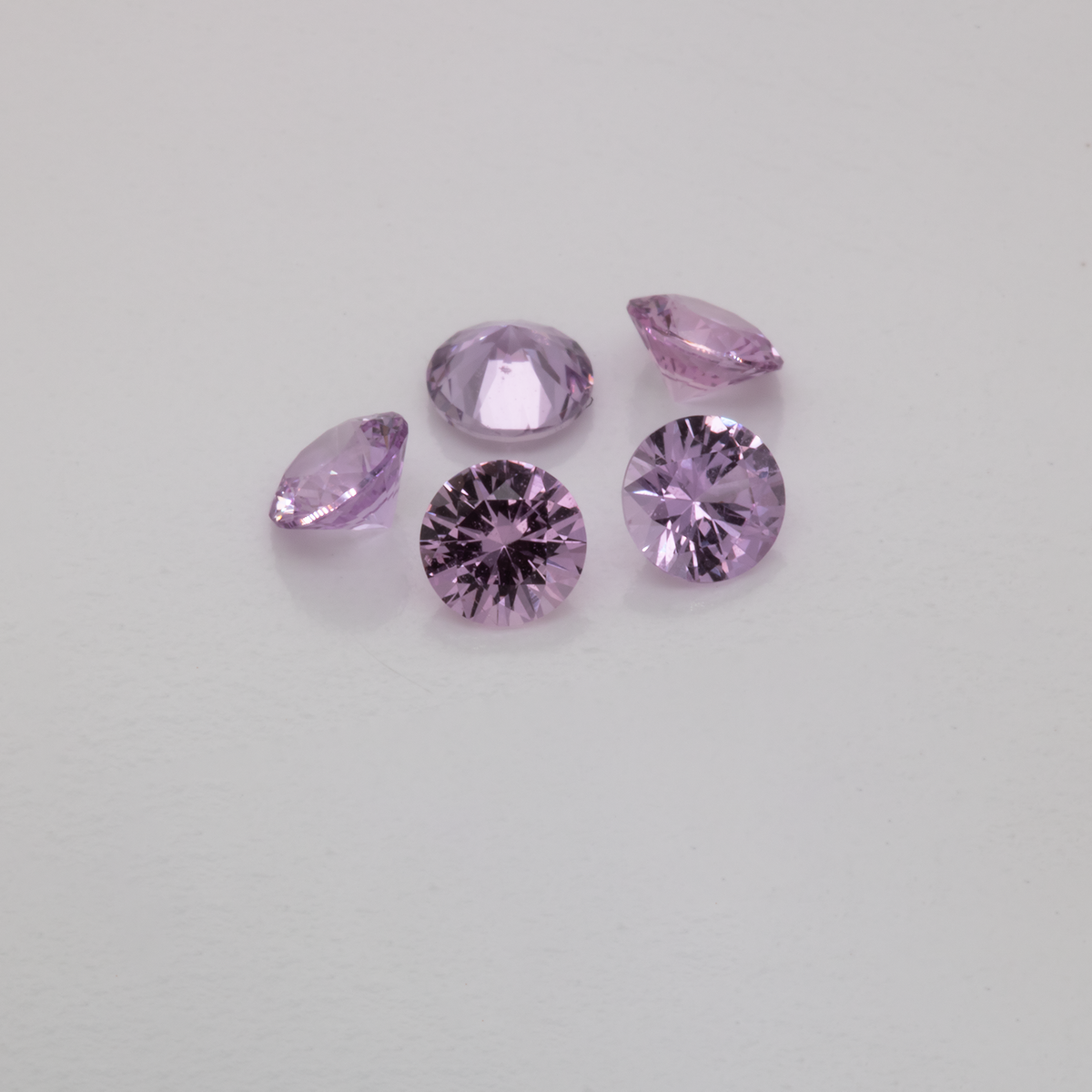 Saphir - rosa, rund, 3x3 mm, 0.11-0.12 ct, Nr. XSR11234